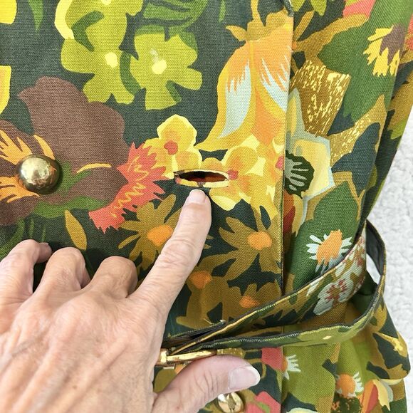 Travel Coat Travelcoats by Naman in a Flower Power Hippie Nylon 1970s Fashion - Picture 6 of 16